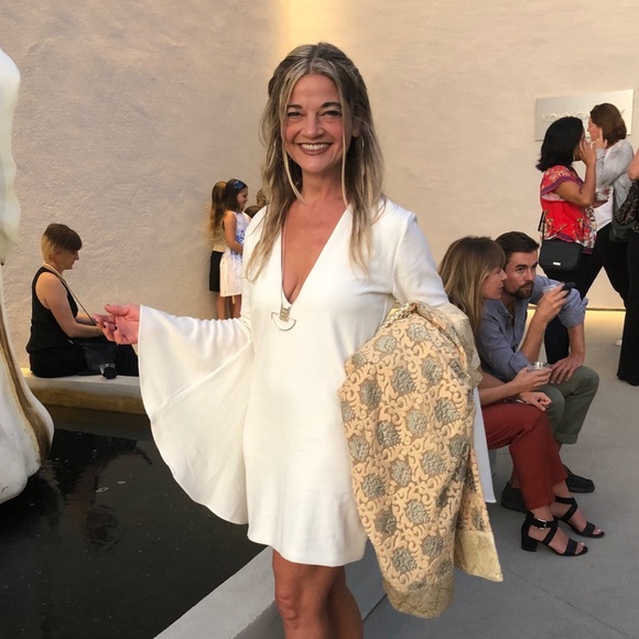 Meet your Posher, Lisa - Picture 2 of 2